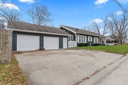 Craftsman House For Sale Cameron Mo - image 28