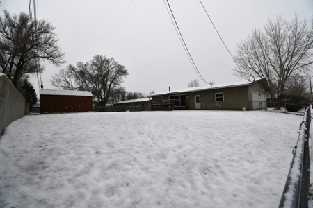 4 Bedrooms 2 Full 1/2 Bathrooms Glendive, MT - image 24