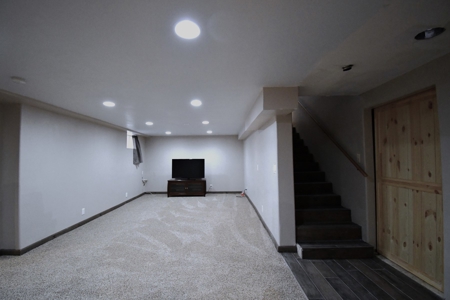 4 Bedrooms 2 Full 1/2 Bathrooms Glendive, MT - image 13