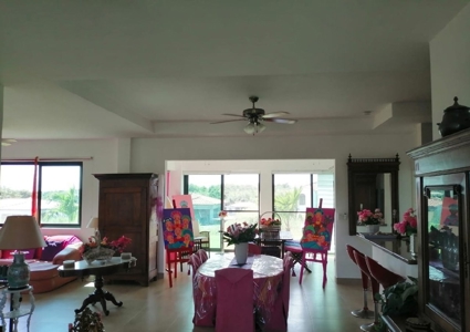 Modern Home with Spacious Backyard at Hacienda Pacífica - image 21