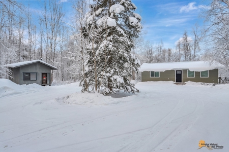 Home for Sale on Large Lot in Chugiak, AK - image 1