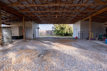 Country Home for Sale on 5 Acres in Branford, Florida - image 24