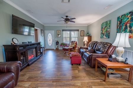 Country Home for Sale on 5 Acres in Branford, Florida - image 31