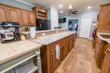 Country Home for Sale on 5 Acres in Branford, Florida - image 35