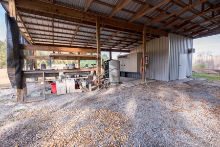 Country Home for Sale on 5 Acres in Branford, Florida - image 16