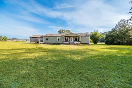 Country Home for Sale on 5 Acres in Branford, Florida - image 1