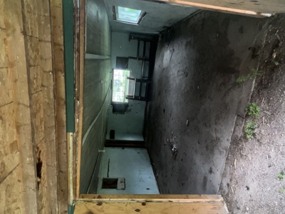 Charming Fixer-Upper Home in Robinson, IL - image 30