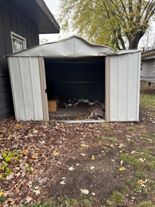 Fixer-Upper with BIG Potential in Robinson, IL - image 19