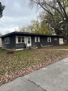 Fixer-Upper with BIG Potential in Robinson, IL - image 1