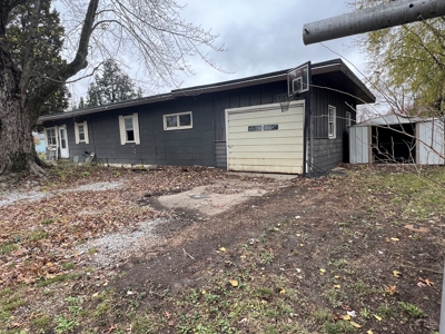 Fixer-Upper with BIG Potential in Robinson, IL - image 21