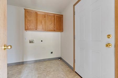 Spacious 4-Bed Home in Yacolt with Large Lot & RV Parking - image 19