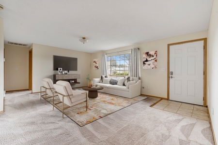 Spacious 4-Bed Home in Yacolt with Large Lot & RV Parking - image 29