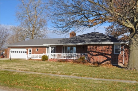 3 Bedroom Brick Ranch Home For Sale In King City, MO - image 28