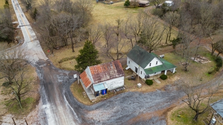 Historic Old Snowball House and General Store For Sale - image 28