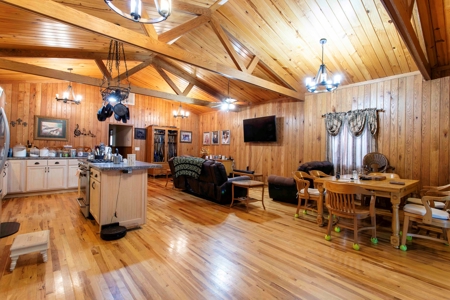 Country Home with Acreage For Sale in Imboden, AR - image 9