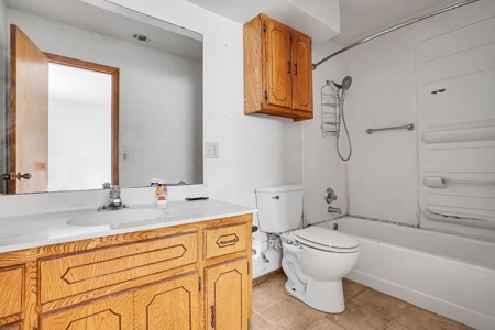 Home for Sale in Downtown Mangum, OK - image 13