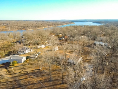 Home For Sale in Hickory County, MO - image 33