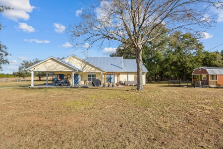 4Bed/2.5Bath On 10Acres Perfect Horse Enthusiasts! - image 23