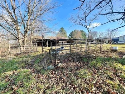 Country home in Fulton County AR for sale with 14.33 acreage - image 42