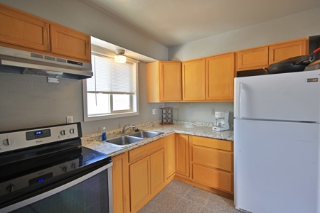 Investment Property 4-Plex For Sale in Western Colorado - image 4