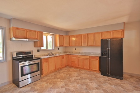 Investment Property 4-Plex For Sale in Western Colorado - image 17