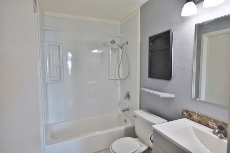 Investment Property 4-Plex For Sale in Western Colorado - image 20