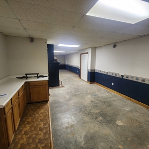 4 bedroom 2 bath home for sale near Franklin, Ky. - image 7