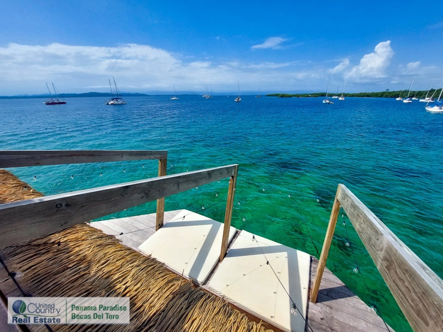 Floating Bar and Restaurant Bocas del Toro 15