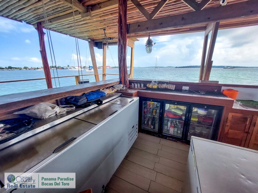 Floating Bar and Restaurant Bocas del Toro 11