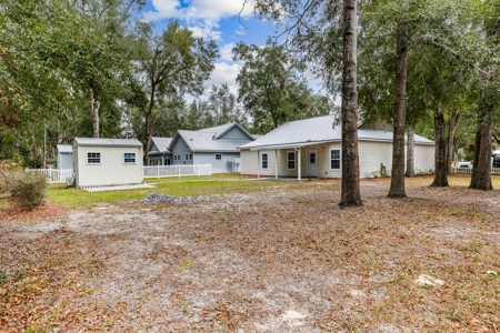 Riverwalk home fanning springs homes for sale in gated comm - image 18