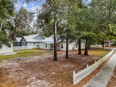 Riverwalk home fanning springs homes for sale in gated comm - image 30