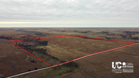 Graham Co. Kansas Premium Deer Hunting Land For Sale - image 4