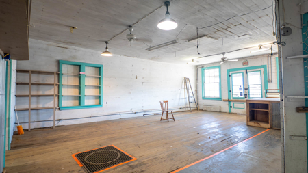Prime Commercial Property with Excellent Visibility Vichy MO - image 14
