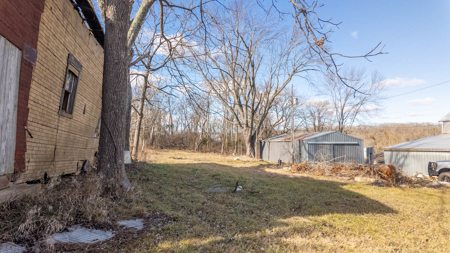 Prime Commercial Property with Excellent Visibility Vichy MO - image 44