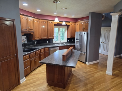 4 bedroom 3.5 bath brick home for sale in Smiths Grove, Ky. - image 42