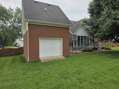 4 bedroom 3.5 bath brick home for sale in Smiths Grove, Ky. - image 9
