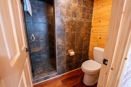 Cabin for Sale in Wilkes County NC! - image 30