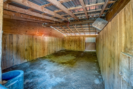 Premier Equestrian Facility in the Heart of the Ozark Mtns - image 47
