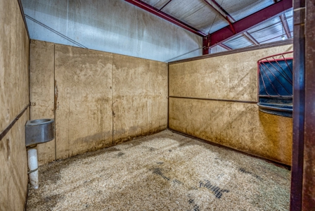 Premier Equestrian Facility in the Heart of the Ozark Mtns - image 40