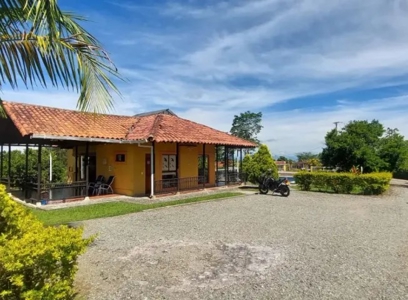 Luxurious Estate for Sale in the Coffee Region in Colombia - image 14