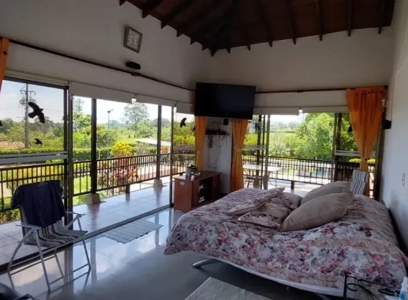 Luxurious Estate for Sale in the Coffee Region in Colombia - image 8