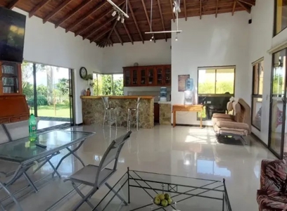 Luxurious Estate for Sale in the Coffee Region in Colombia - image 13