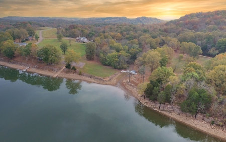 River Front Home W/Acreage For Sale In Tn On Tennessee River - image 2