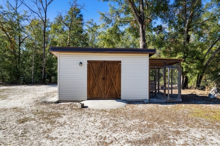 3 bedroom 2 bathroom 2000 Mobile home on 14.87 Acres - image 5