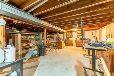 Home in Town for Sale in Thayer, Missouri - image 29