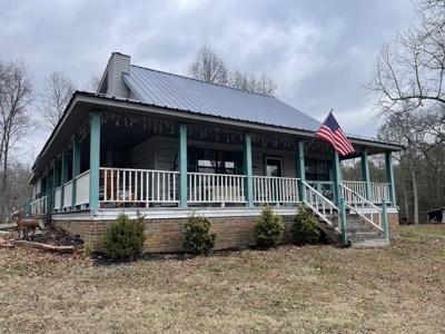 Country Home For Sale in TN Near Nashville and Huntsville - image 1