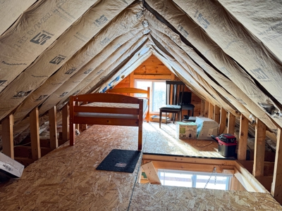 Secluded Cabin on 550 Acres with Stunning Views & Privacy - image 22