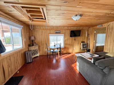 Secluded Cabin on 550 Acres with Stunning Views & Privacy - image 14