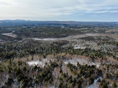 Secluded Cabin on 550 Acres with Stunning Views & Privacy - image 12