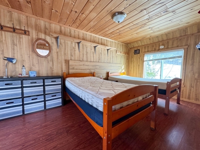 Secluded Cabin on 550 Acres with Stunning Views & Privacy - image 20